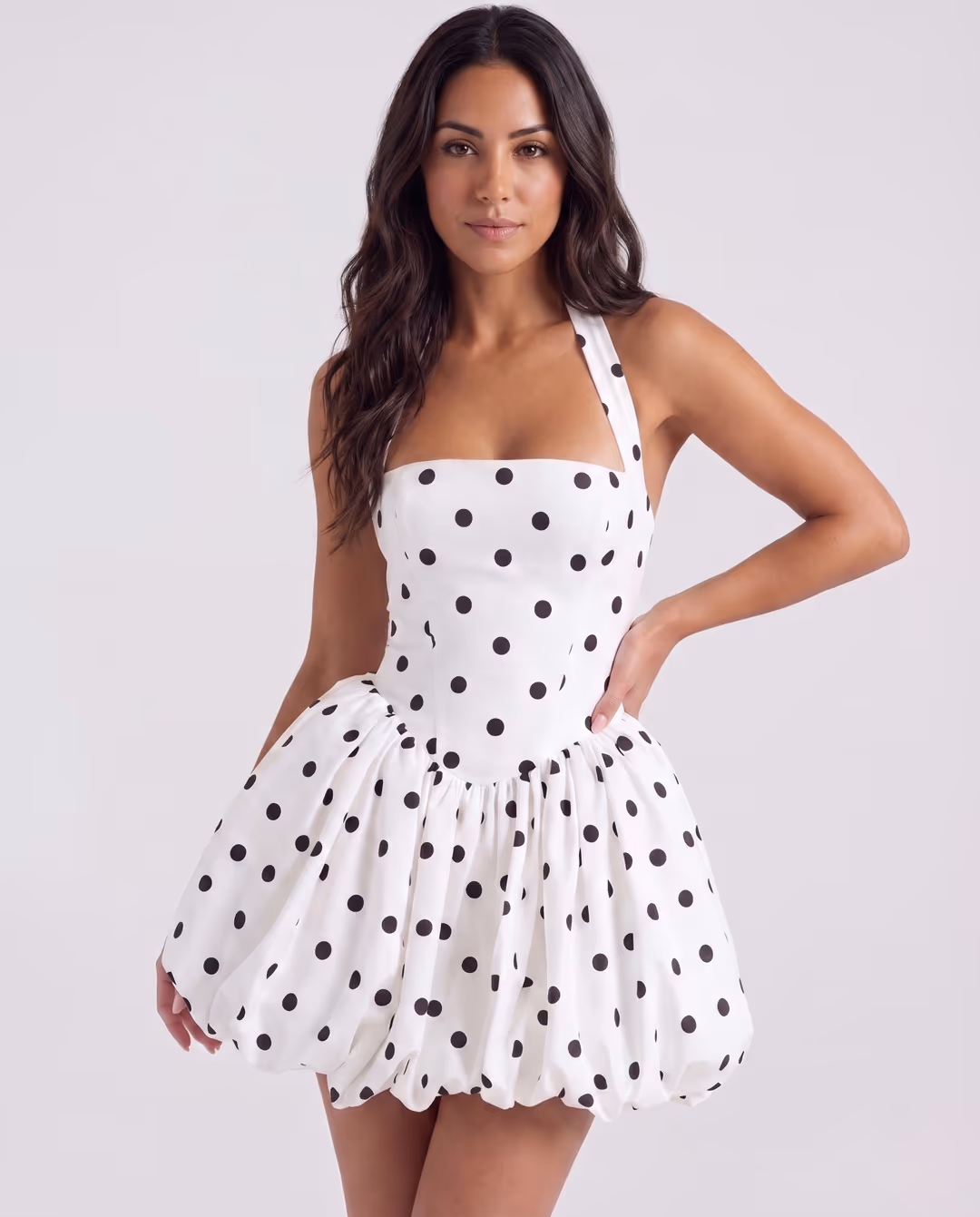 Giulia Black and White — frente