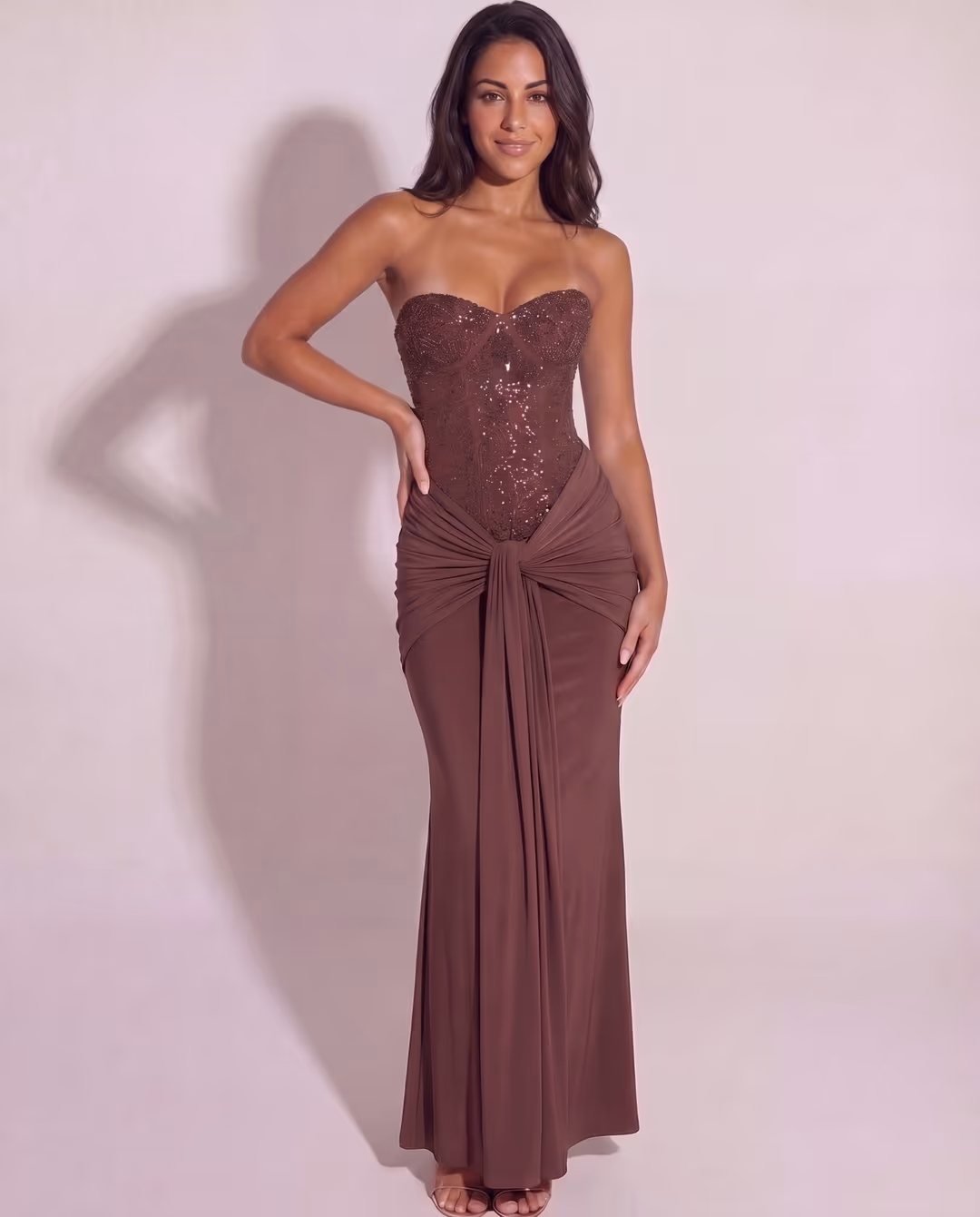 Jasmine Chocolate — pose
