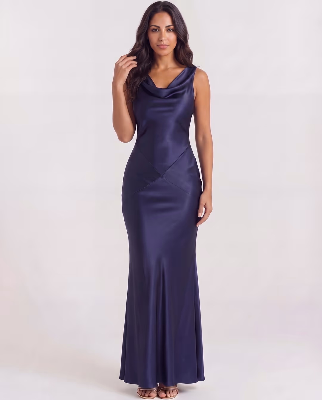 Sapphire Dark Blue — pose
